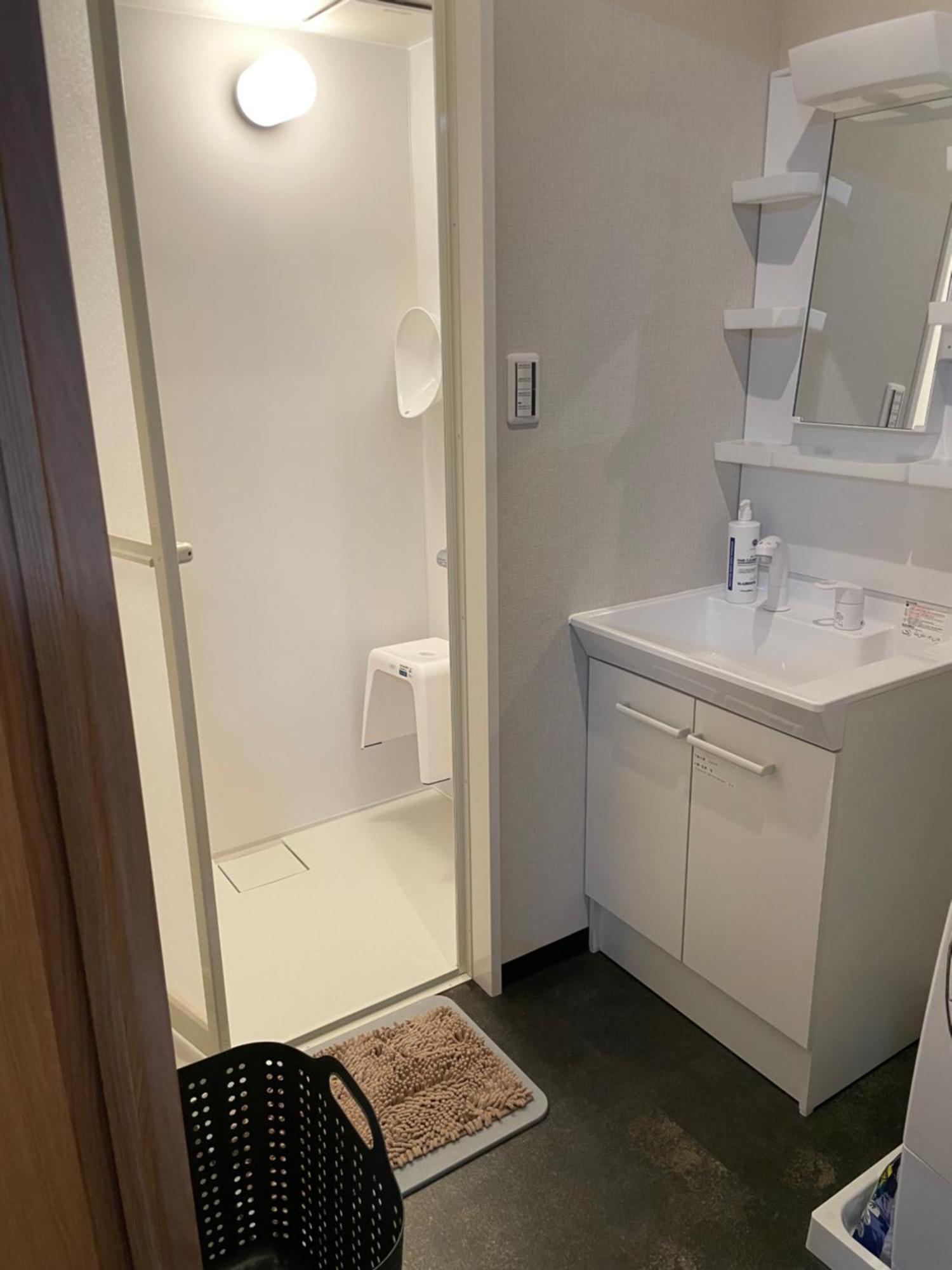 Apartment Shinsekai / Tennoji Zoo / Tsutenkaku Tower Ōsaka